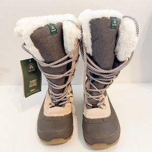 Kamik brown and tan snow boots size 6